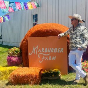 Carson Kressley Instagram - This IS Texas and we had a BIG time shopping, eating and being inspired by all the great treasures at @roundtopantiquestexas !!! If you love art , antiques, fashion , western wear , and even junk - you have to visit this twice a year mecca of  American style !!! I just adore it and had such fun treasure hunting with family and friends !!! Thanks for the warm Texas welcome @marburgerfarm @roundtopantiquestexas @bluehillsatroundtop @excessfield @boonandcompany @totallytikaa @thehorseshoeroundtop @coles_antique_show @thecompound_roundtop @theoriginalmanditos @zapphall @boonandcompany @markethillroundtop @thearborsroundtop @barwfieldwarrentontx !!!