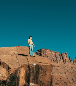 Case Walker Instagram - quick rest trip to Moab this weekend. what a beautiful place. got to hop on a few boulders as well!!
