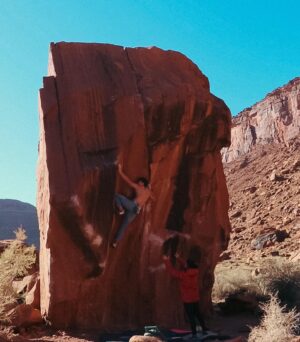 Case Walker Instagram - quick rest trip to Moab this weekend. what a beautiful place. got to hop on a few boulders as well!!