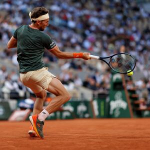 Casper Ruud Instagram - Merci Paris. 
Sorry I wasn’t able to bring my 100% energy on Friday. Thank you to everyone who stayed and supported me anyway; your support motivated me and luckily, I’m already feeling better. 
Thank you, @rolandgarros, for another great tournament despite difficult weather conditions. You really tested the players in a new way this year😜 see you again in a few weeks for the Olympics💪
📸: Cedric Lecocq | FFT
📸: Clive Brunskill
📸: DIMITAR DILKOFF
📸: Corinne Dubreuil | FFT 
📸: Nicolas Gouhier | FFT