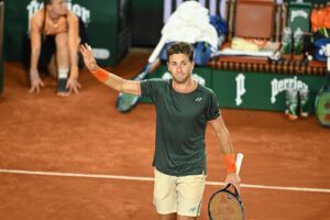 Casper Ruud Instagram - Not the way I wanted to advance to the semi-finals here at Roland Garros, but very happy with my win last night and to still be here in Paris and getting another chance to play on Friday! Also sending best wishes and a speedy recovery to Novak and hope we see @djokernole back on court soon.
📸: Peter Staples | @atptour
📸: VALERY HACHE