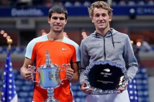 Casper Ruud Instagram - What a crazy couple of weeks in New York😆 Thank you to everyone who came out and supported. I enjoyed every single minute of my stay. Congratulations to @carlitosalcarazz with two milestones in one day💪🏻 Always fun to share the court with you. Until next time New York!
📸1: @gwephoto / @usopen
📸2: @dcarrollphoto / @usopen
📸3&4: @usopen 
📸5: @gwephoto / @usopen