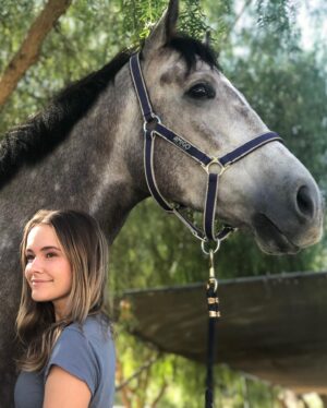 Cassi Thomson Instagram - September 6th 2019 — a damn fine day. It’s been 4 years with the big dawg by my side. This horse changed my life and I couldn’t be more grateful for his heart and enduring spirit. 👊🏼✨