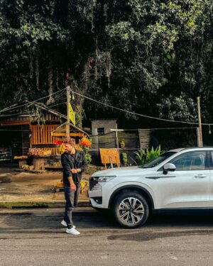 Cássio Reis Instagram - A experiência de dirigir o HAVAL PHEV19 !
Pilotando essa nave rumo a mais um projeto com a @gwmbrasil onde além do carro, cuidei da direção de uma nova série que em breve estará no ar! 🎬

#HelloTomorrow 
#MyTomorrow
