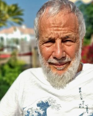 Cat Stevens Instagram - December 23 1977, the day I got my freedom. Contrary to what people are made to think, choosing servitude to God frees you from being a slave to anything or anyone else.

#islam #shahada #freedom #faith #anniversary #otd #peace
