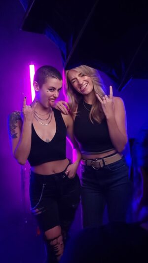Catherine Corcoran Instagram - “Everything is hilarious and beautiful right now.” - @jamesherbs 

Thank you @silverscreamcon & @iceninekills for proving that three women speaking about representation, sexuality and progress brings out one a hell of a crowd, all while reminding me that I have the most killer friends in the game… (not that I needed it 😉). For all the love, hilarity and cinematic metal- you psychos are powerhouses for the history books. 🤘

Shout Out to @jeremysaffer for @thetaraleary for the bts footage!