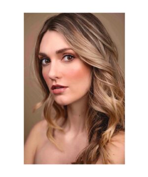 Catherine Corcoran Instagram - They told me if I post more, people will know that I’m an actor. ...Is it working? Do you know now? ⁉️🤘
•
•
•
• 📸 @brielledgephotography 💋@cheenabobeena (both of whom are immensely talented). 🌀✨