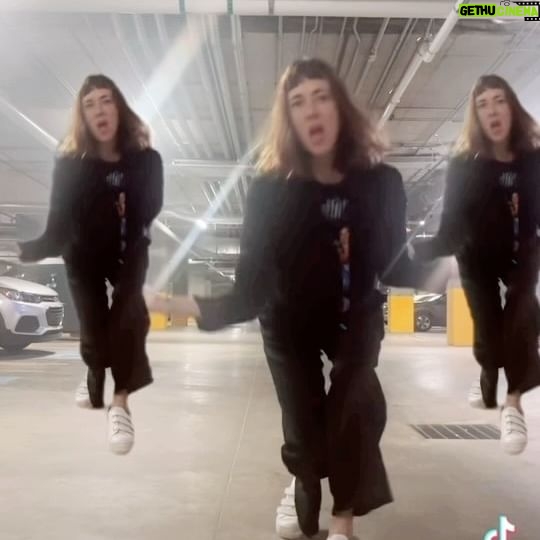 Catherine Pogonat - 35 Likes - Je suis tous les @backstreetboys . Comme sur un tarmac. #leffetpogonat @icimusique #backstreetboys #iwantitthatway #fyp #90s #tarmac #backstreetsbackalright