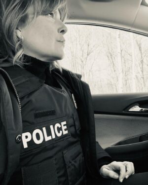Catherine Proulx-Lemay Instagram - Dernière journée sur @district.31 @_district_31  saison 5
Merci à toute l’équipe.
