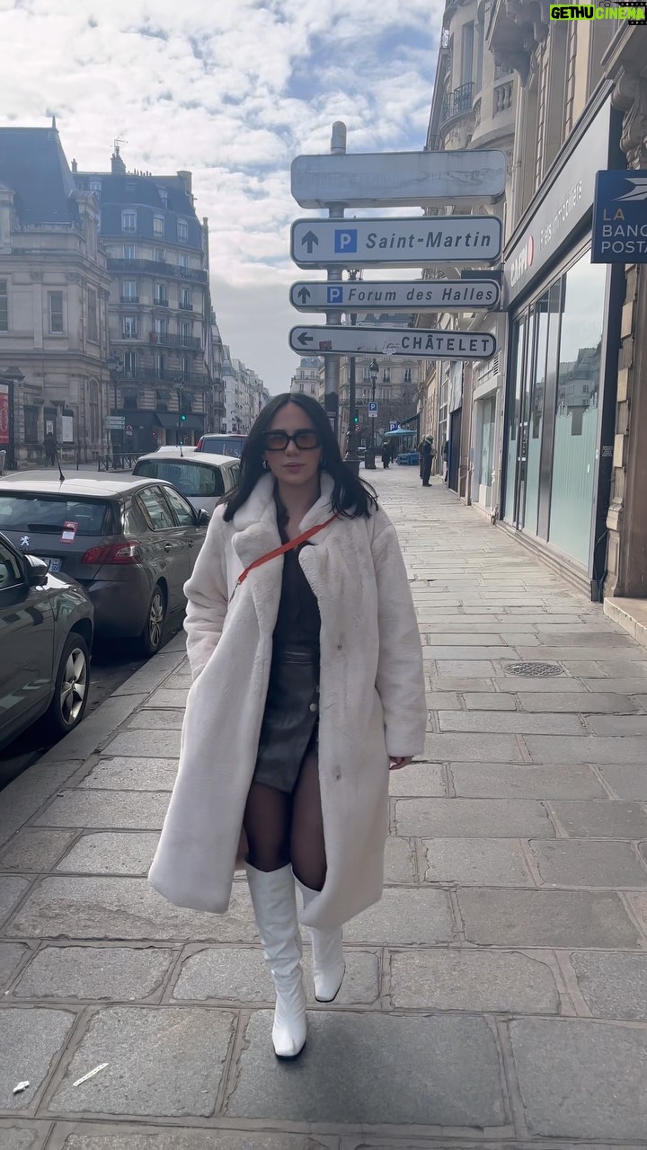 Catherine Williams - 3 Likes - Outfit of the day 💓✨ #mode