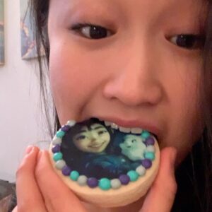 Cathy Ang Instagram - Best bday present was the chance to EAT MYSELF AS A DESSERT LOL - thank you fam for these @mama.roclee.bakes OVER THE MOON themed COOKIES!!!! 😍 She shipped them to me overnight as a special order and they are so DELICIOUS! And soon they will be gone 😈
#yummy #nomnom #cookies #bakery #overthemoon #overthemoonnetflix #overthemoonmovie #cannibal #dessert #sweet