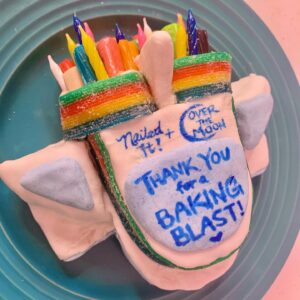 Cathy Ang Instagram - I HOSTED A BAKING SHOW 👩‍🍳 So grateful that I could host last weekend’s @nailedit challenge - to build Fei Fei’s rocket out of CAKE! Over 1600 people attended the #naileditathome event, and I got to meet bakers (even toddler bakers kekeke) all across the country ❤️ Here’s my version - thank you all so much for making this happen 🙏
.
.
.
#naileditathome #overthemoon #overthemoonnetflix #netflix #nailedit #baking #bake #host #cake #rockettothemoon #rocket #homebaking #netflixseries #netflixfilm #netflixfamily #tv