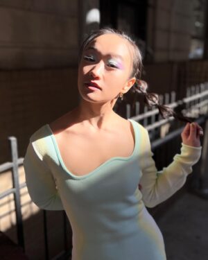 Cathy Ang Instagram - Thank you PH5 for making sustainability beautiful once more in “This Is Not A Jellyfish” 🙌 
-
💇🏻‍♀️: @japanese_michael 
style: @meg_galvin 
-
👗: @ph5official 
💎: @pdpaola_jewelry 
-
#nyfw #sustainablefashion #fashion #ph5 #aapi #asiandesigner #asianfashion #recyledfashion #ecofashion