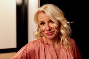 Actress Cathy Gauthier HD Instagram Photos and Wallpapers November 2022