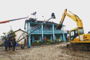 Cathy Yan Instagram - This cold, rainy NY day makes me think of directing / getting rained on / looking like a prepubescent boy while standing on the roof of a house in the middle of rubble during three days of intense rain   rain machines (both good and shitty ones)   80 extras   two cameras   crane and dolly and steadicam   crying   slapping (lots of slapping)   singing (shit ton of singing)   shouting in mandarin and English and shanghainese   one very wet dog   30 pigeons that we trained for 3 months so they’d fly circles around the house   one usable bathroom. I loved every minute of making Dead Pigs but those three days were unforgettable. Happy #femalefilmmakerfriday