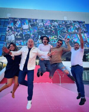 Cauet Instagram - Bien arrivés à CANNES 💫  #NMA #NMA2022 #cauet