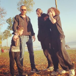 Cavit Çetin Güner Instagram - Bir sonbahar akşamı babalar ve oğulları