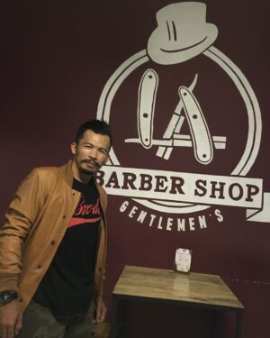 Cecep Arif Rahman Instagram - Be a gentlemen and cut your hair here @labarbershop95 @bro.do #tosjantan