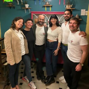 Cecilia Gessa Instagram - “Cada momento vivido al máximo en el presente se convierte en un hermoso recuerdo que perdura en la memoria.” ♥️

1- Mi primera vez en el @festivalmalaga como productora.

2- Todavía estás a tiempo de ver @nuestroshijoscortometraje  a través de la web de @publico.es 🙏🎬

3- A lo importante: blindar nuestros derechos. FIRMA Y DIFUNDE 💪🫰

4- Súper team español de @mivozmidecision ♥️

5- @zinentiendo Gran descubrimiento tanto a nivel profesional como personal. 💜

6- Mami, Anita, Roci y una servidora. 🥰🥰🥰

7-  Tras mi primera ponencia en la Universidad Autónoma de Barcelona😉 con proyección incluida de @princesacortometraje , maravillosa velada en el @circuloliceo con todo este maravilloso group. Inmejorable. 👌

8- Y cada vez que te veo @mariaisabeldiazlago me enamoro 💜

9- @antonio_cantos_ My partner in crime 🎬😎

10- #TheChikitos x @jorgefuembuena 🔥🔥🔥