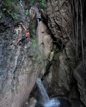 Cedar Wright Instagram - I’m excited to announce my first #dirtbagfund “loser” 😜 @jamrockclimbing is leading the charge of route development in Jamaica.  I was trying to keep my giving to North America, but this is just too worthy so I donated 420 euro to “Bolts for Jamaica”  if you could go to the “go fund me” link in my bio and help them get to their goal that would be incredible.  My friends at @fixehardware will also be shipping much needed hardware!Juan Luis has already developed over 100 routes in Jamaica, but beyond that @jamrockclimbing is introducing more locals to the sport, providing them with gear and instruction to climb safely, and his next project is to build a public climbing wall with the “aim of encouraging more people to try out the sport, especially those who can’t afford to travel to other parts of the island to climb.” I’ll be announcing more losers and winners over the coming weeks. Most recipients have already received their cash, but it’s important to me that each person gets their moment in the sun so the roll out will take some time.  Woohoo!