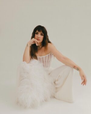 Celeste Cid Instagram - revista convivimos x @unjuanmartinez y @daianarosembergph ⛄️

m up @carolhmakeup 
h @mauromaxdebrito 
prod @marianagaibisso 
c @mariagorof 
pr @luz.chiappe