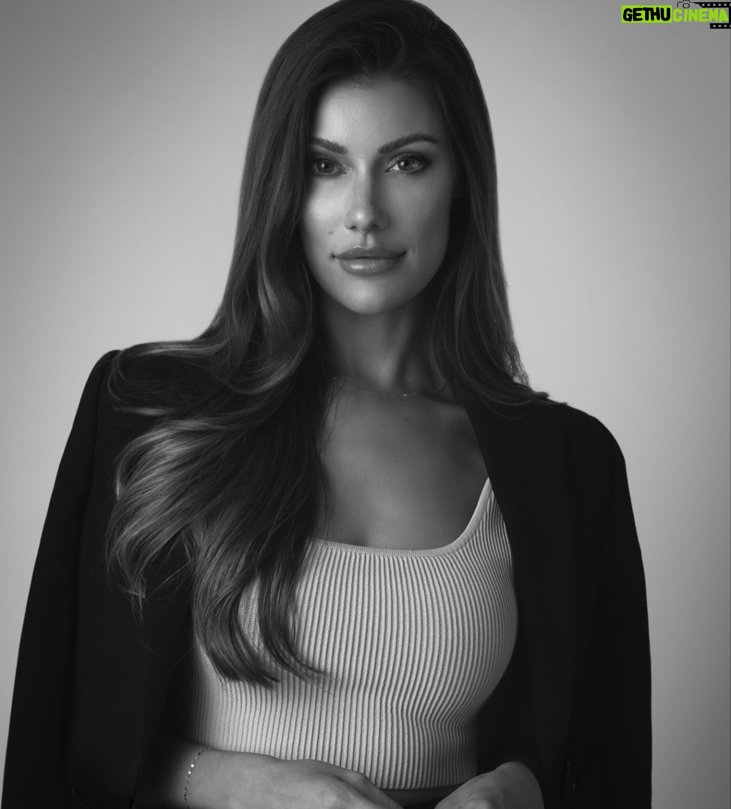 Celeste Ziegler - 876 Likes - 🙋🏼♀️Allow me to re-introduce myself, my name is…
Celeste Ziegler @celesteziegler.realestate . It’s crazy to think I’m coming up on almost three years of being a licensed realtor and I’m FINALLY just starting a separate social page 🙈 It’s been a busy first few years , hence the non-dedication to starting a page . But I’m committed now so let’s start this page with a few things about myself :
Maybe you follow me on @celeste_ziegler and know me as an actor, model or know me from when I was running my own event management company . Although I’m currently a re-occurring character in a few TV shows , I’d say I’m giving 90% of my life to helping my clients buy and sell real estate when I’m not on screen. I’m a licensed realtor with @rennierealestate in Vancouver but soon to expand my business to my previous home, which was LA . As a dual citizen 🇨🇦🇺🇸who’s lived on both sides of the border , I want to be able to help my clients with buying and selling cross -border properties . I’ll be able to start taking clients across the West Coast very soon: Vancouver➡️LA. Stay tuned to my page for some big announcements !!
Over the past few years I’ve helped countless people buy and sell property in Vancouver. Everything from land deals to land assemblies to working on pre-sale projects and now primarily focusing on luxury real estate .
In addition, I also work as an in-house broker at @poonigroup. By working closely with an urban planning company, I feel one step ahead. My understanding of public policy, zoning, and the work I do with developers (e.g. land assemblies), is a great setup to help my clients with investment decisions. The work we do @poonigroup and the industry connections we have, gives me a competitive, collaborative advantage.
I love what I do ! And I love helping people ! Follow me through my continued journey in this world of real estate on @celesteziegler.realestate !
