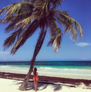 Celeste Ziegler Instagram - Life is a beach 🏝