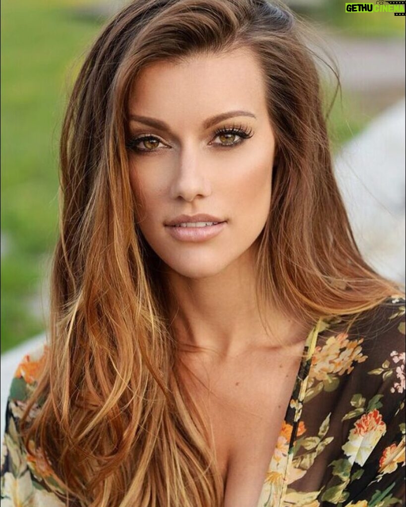 Actress Celeste Ziegler HD Instagram Photos and Wallpapers June 2016