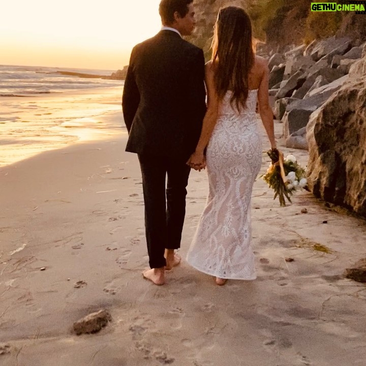 Celeste Ziegler - 1.5K Likes - HELLO MARRIAGE , GOODBYE LA ! This last while has been such a whirlwind of emotions. One of the best days of my life happened & I finally got to marry my soulmate. Driving 22 hours with a uhaul across a closed border to marry & pack up our life in LA because of family matters back home & the film/modelling industry collapsing, has been nothing but easy. But as I wandered the streets of LA for the last time before our move, I saw what LA had become during the pandemic. A city that we had moved to for it’s vibrancy and entertainment industry had now become quiet & empty. Experiencing LA at it’s current stage reassured me I was doing the right thing for now. Fast forward to our elopement ; it reminded me that it doesn’t really matter where we live , as long as I have my ❤️ by my side. We decided to elope & so happy we did because every ounce of pressure, anxiety & obligation was stripped away by just “winging it”. No tangible details mattered in a time when all businesses were shut down & that’s what made it so real & raw and it was purely about our love for one another that day! Granted we would love to have family & friends there and we are planning a party next year when all things covid settle. I’ve never been that girl that dreamed of getting married, in fact I was always the girl that people asked when I was going to settle down. I’ve always had a gypsy soul, which seemed like it could never be tamed as I gallivanted around the world for years. Finally this one (now my hubby )caught me off guard , my soul wanted to stay and feel safe with one partner.
I am forever grateful to my bestie @bentleystingley for becoming an ordained minister and making our marriage happen ! Her amazing fam helped us location hunt & did everything from candles to flowers & cake & photos. Her mother treated me like one of her own, much needed in a time when I received the news that my mom was hospitalized while in LA this time💔In a moment where everyone is paranoid & fearful of closeness , it was such a beautiful and magical moment to celebrate togetherness & love . There are always blessings to be found in tough circumstances. Can’t wait to celebrate in 2021 💕 #heartisfull