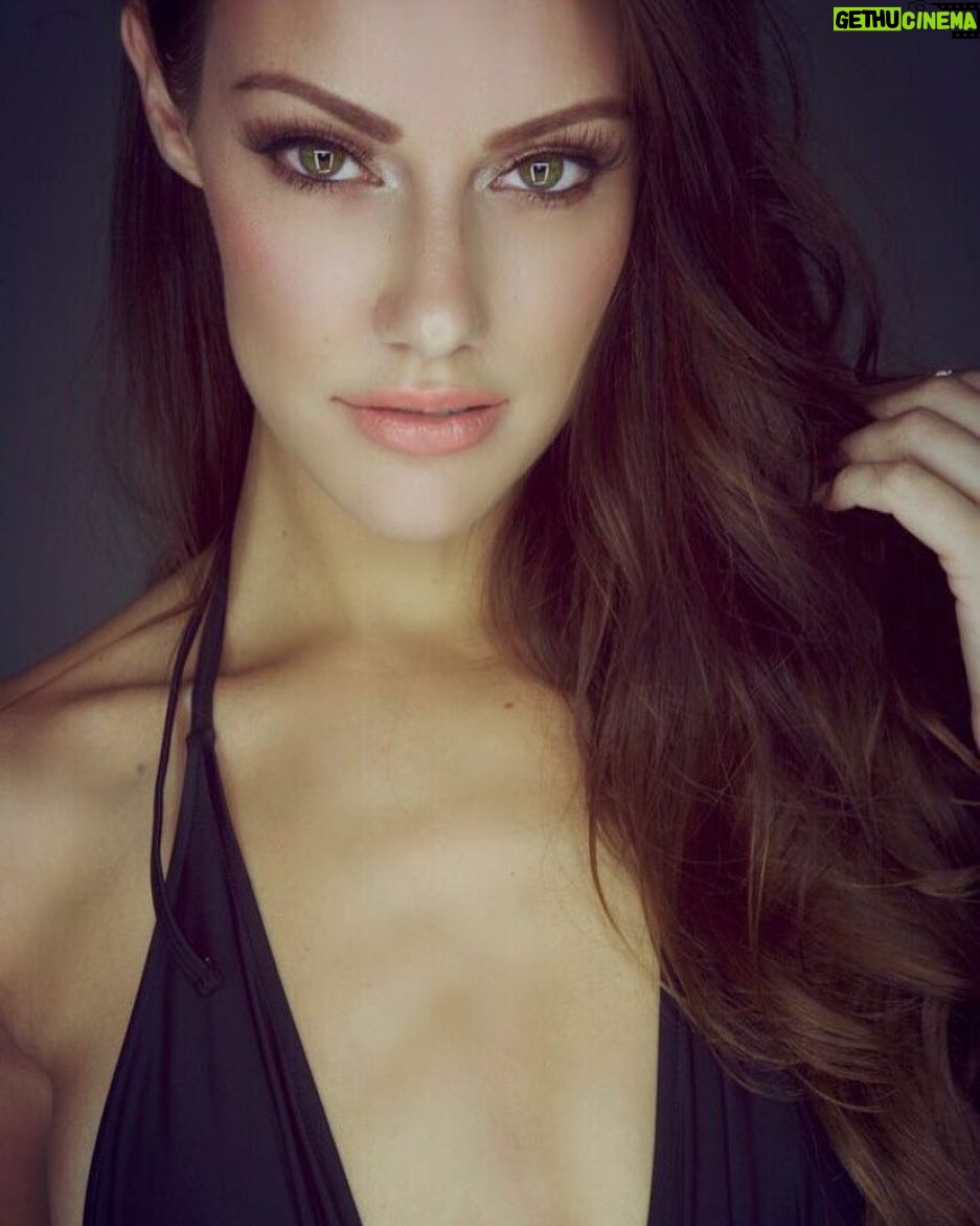 Celeste Ziegler - 467 Likes - Brunette days . Throwing it back even though it's a Monday . #model #brunettesdoitbetter #portrait #beautyshot #vancity #photoshoot #throwback