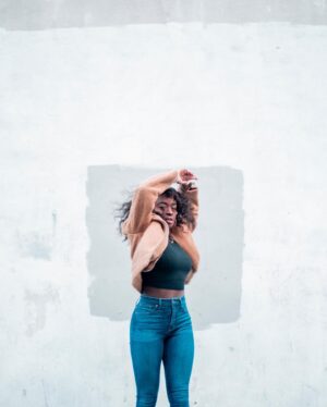 Celia Rose Gooding Instagram - || major motion pictures.
•
Missing jumping around in the freezing cold between shows.
📸: @amandadelgadillo_