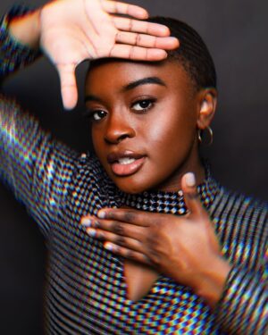 Celia Rose Gooding Instagram - sequins in chicago.
•
Something super casual for @startrek Mission Chicago! 
📸: @marcjfranklin 
👗: @ramybrook 
💄: @celenagram 
#StarTrekChi #StarTrekStrangeNewWorlds