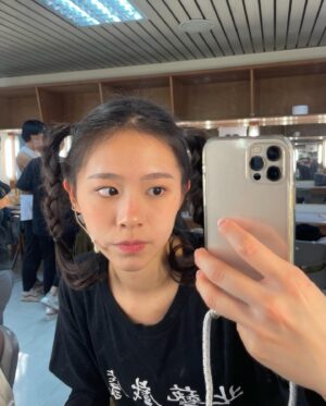 Celine Kao Instagram - 我叫高悅瑄，我讀戲劇系
嚕嚕一下北藝大四年過完惹