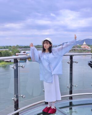 Celine Kao Instagram - 時空旅行知人終於輪到去年十二月的泰國惹
撒哇地咖！！！