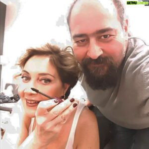 Cem Cücenoğlu Instagram - #27martdünyatiyatrogünü
Kutlu olsun...
Zamanın durduğu anlar...
#Martı
#antonçehov
@purtelastiyatro