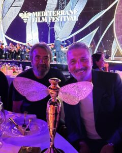 Cem Davran Instagram - En iyi film “HAYAT” 🌺🇹🇷❤️
Zeki Demirkubuz
@zekidemirkubuz @mediterranefilmfestival
Golden Bee Award
Best Feature Film