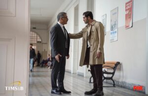 Cem Davran Instagram - #BambaşkaBiri
Yolumuz açık olsun, hem de hep. 🧿
@_burakdeniz @handemiyy @bambaskabiridizi @timsandb @foxturkiye
