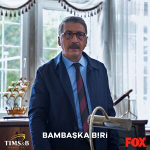 Cem Davran Instagram - Bu akşam #BambaşkaBiri var, keyifle izleyin, kalbinizi ferah tutun, iyilik iyidir. 
@_burakdeniz @handemiyy @foxturkiye @timsandb