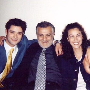 Cem Kılıç Instagram - #tbt🔙 Sıcak Saatler #dizi 1997 @onanarzum #kenanışık 😎