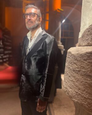 Cem Özer Instagram - #binbirdireksarnıcı ‘nda binbir haller. Fotoğraflar @pinarduraozer den. #tarihimekanlar #tariheyolculuk #cemözer #keşfetteyiz #keşfetteyim #keşfet #defile #cemilipekci