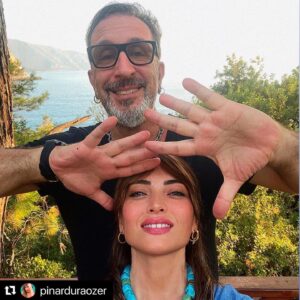 Cem Özer Instagram - #Repost @pinarduraozer with @use.repost
・・・
💙🌞 #laboheme #kabakkoyu #fethiye #vacation #summer #summertime #günbatımı #keşfet #cemözer #pinarduraözer
