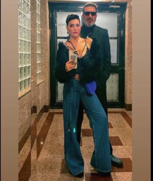 Cem Özer Instagram - Thank you for the thousand ways you love me everyday.. Happy Birthday My husband, my soul, my love, my one…  you give me all purpose.. to live clearly and with love 😳❤️❤️❤️❤️❤️❤️😘😘😘😘😘😘🤓 @cem_ozer 🎂💫🥳🥂