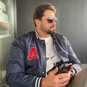Cem Uçan Instagram - cem…………….