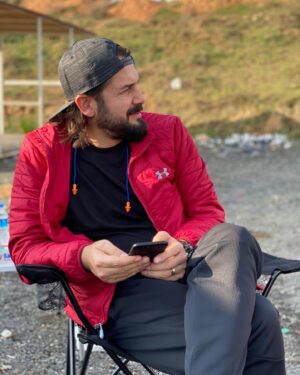 Cem Uçan Instagram - UZAKLAR.......