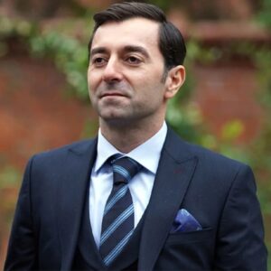 Cem Uslu Instagram - #Baba bu akşam başlıyor. Ceyhun da. Yolumuz açık, yolculuğumuz keyifli olsun. Güzellikler getirsin... @babatvdizi @ayyapim @showtv