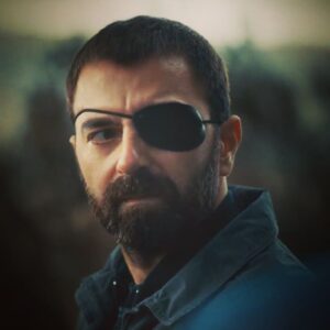 Cem Uslu Instagram - #Çukur
#Metin