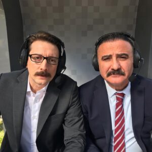 Cengiz Bozkurt Instagram - Digital yeni bi şeyler deniyoruz.Dün başladık. Norveç’li balıkçılar denemiş olmuş. Her zamanki gibi karakterin önünü ve arkasını kırk yararak hazırlandık.👍😄 @ortakafaask #thematch