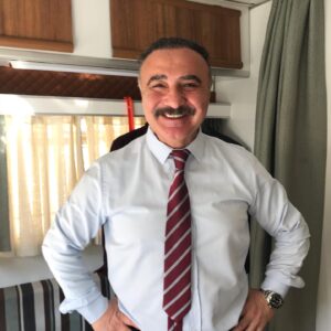 Cengiz Bozkurt Instagram - Digital yeni bi şeyler deniyoruz.Dün başladık. Norveç’li balıkçılar denemiş olmuş. Her zamanki gibi karakterin önünü ve arkasını kırk yararak hazırlandık.👍😄 @ortakafaask #thematch