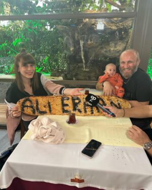 Çetin Altay Instagram - Ali Erhan’ın ilk röportajı 🥰☺️#alierhanaltay #aslanoğlum #alidayı #alierhanbüyüyor 🧿🧿🧿