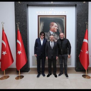 Çetin Altay Instagram - Eskişehir valimiz sayın Hüseyin Aksoy Eskişehir il jandarma komutanımız tuğgeneral sayın  Engin Demir Eskişehir il jandarma komutan yardımcımız Albay sayın Metin Ünlü Sarar giyim yönetim kurulu başkan yardımcısı sayın Sebahattin Sarar Sarar grup protokol müdürü Sayın Alaattin Çoban Bilim insanı değerli abim Ahmet Başal #eskişehir